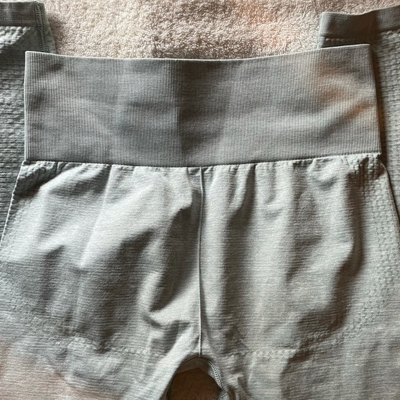 SOLD GYMSHARK VITAL SEAMLESS - Picture 4 of 5